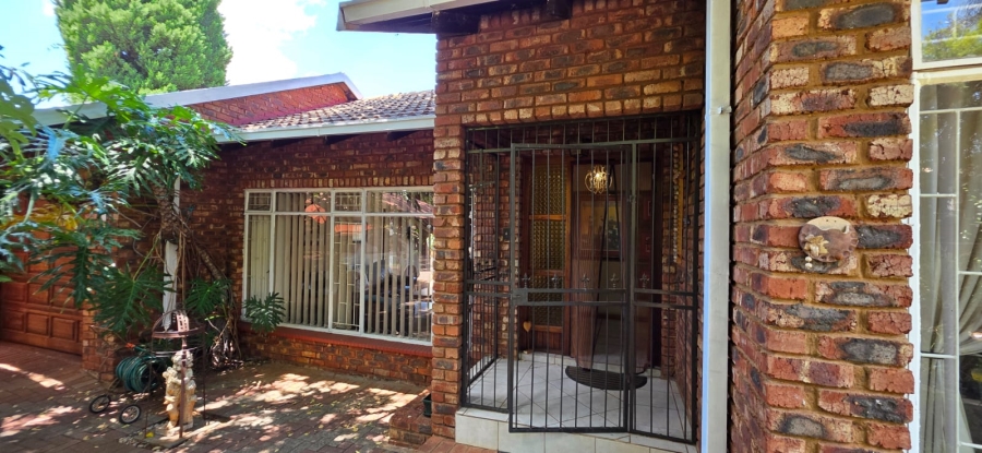 3 Bedroom Property for Sale in Doringkruin North West